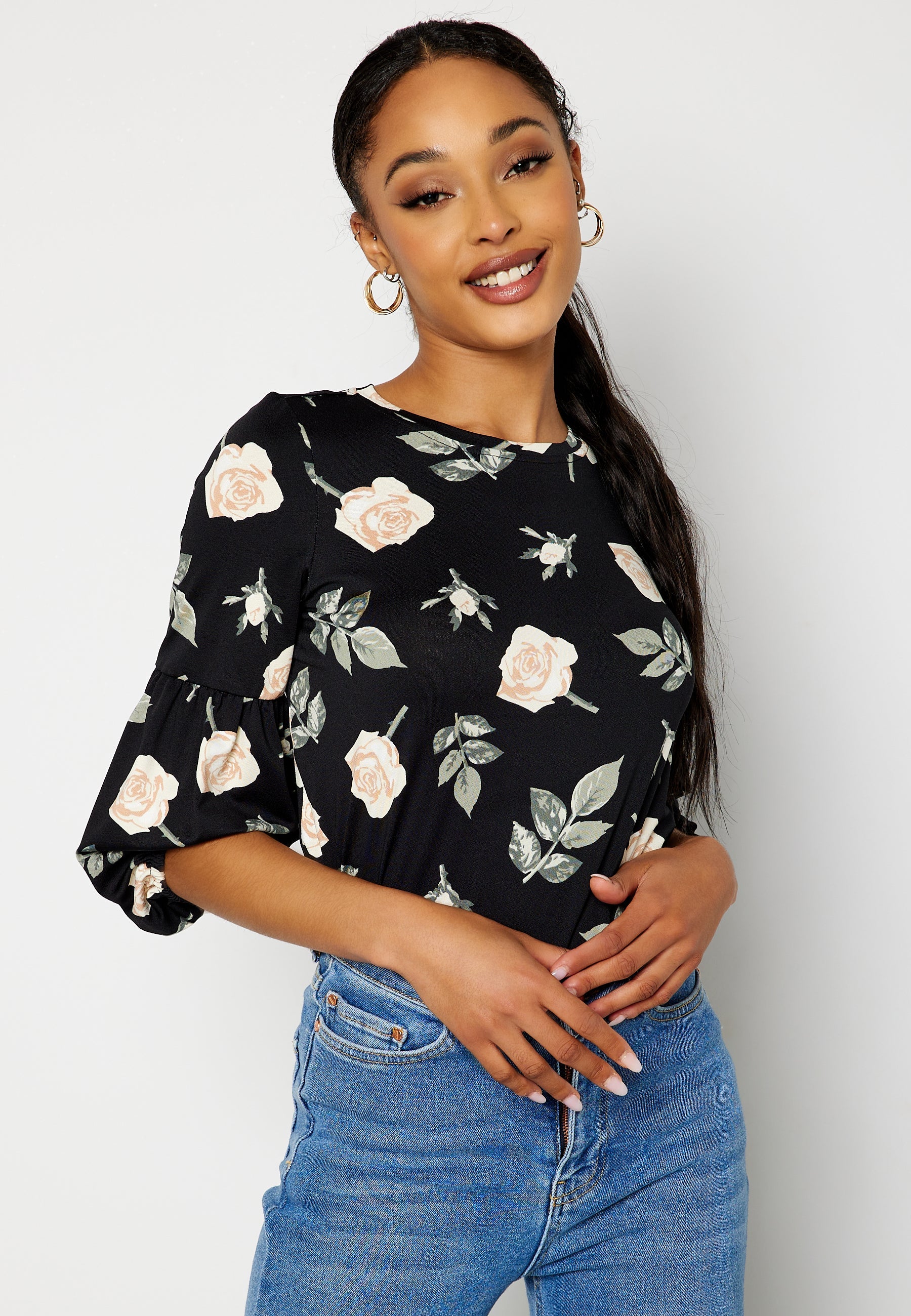 Happy Holly Blenda puff sleeve top