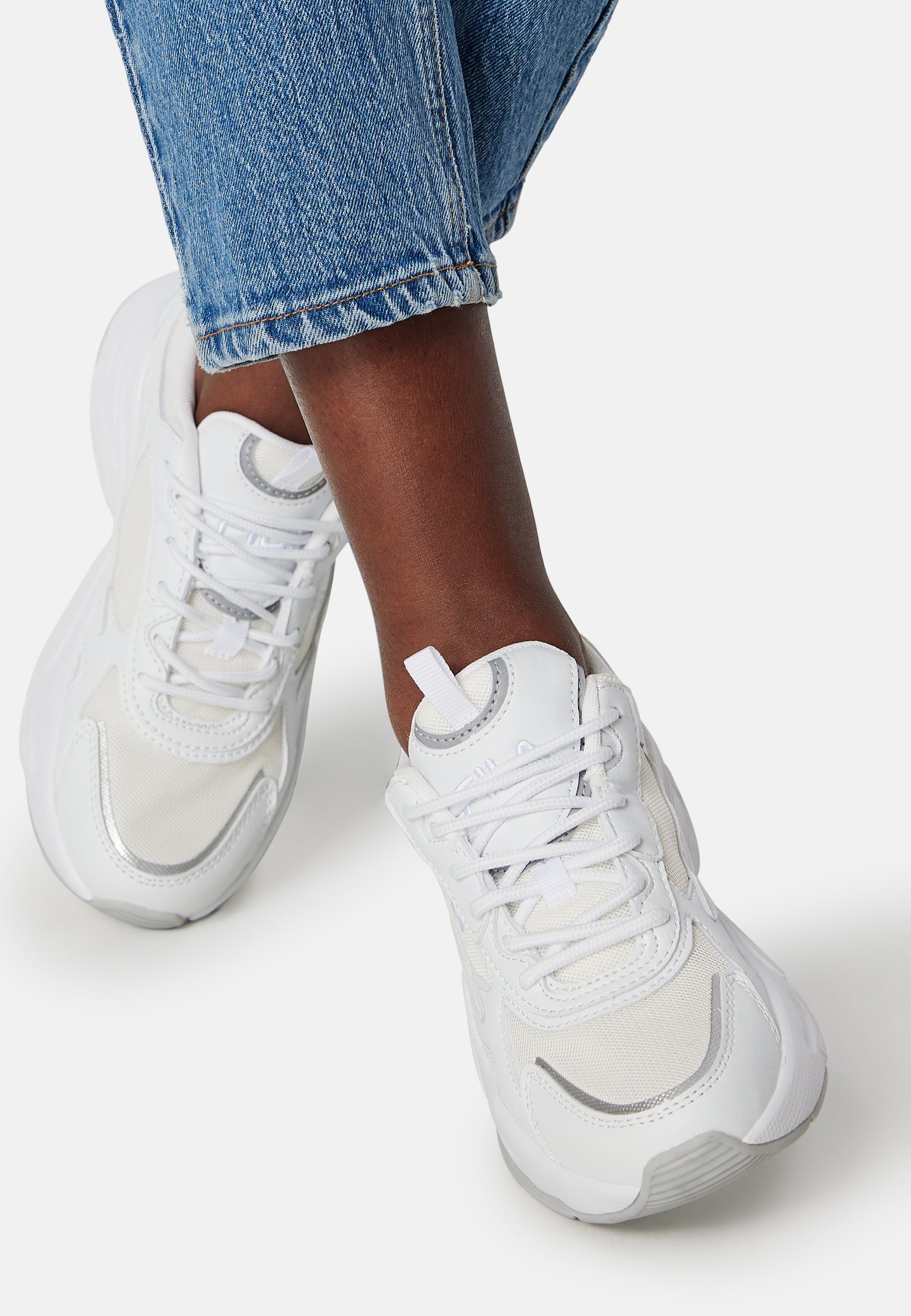 FILA Novarra Sneakers