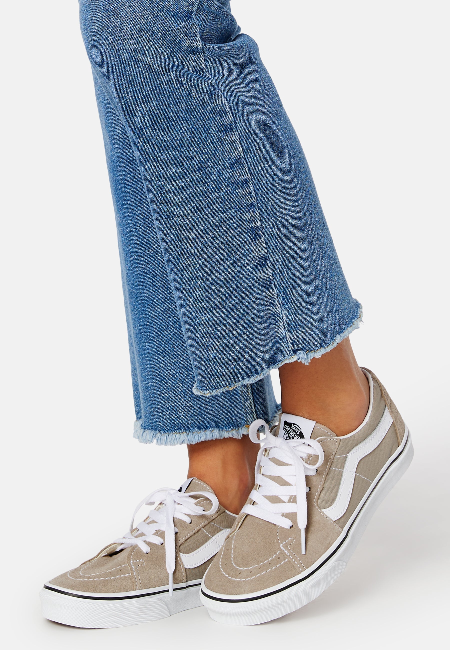 Vans UA SK8 Low Suede Sneakers