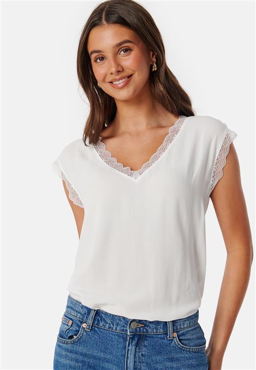 ONLY Onljasmina V-Neck Lace Top
