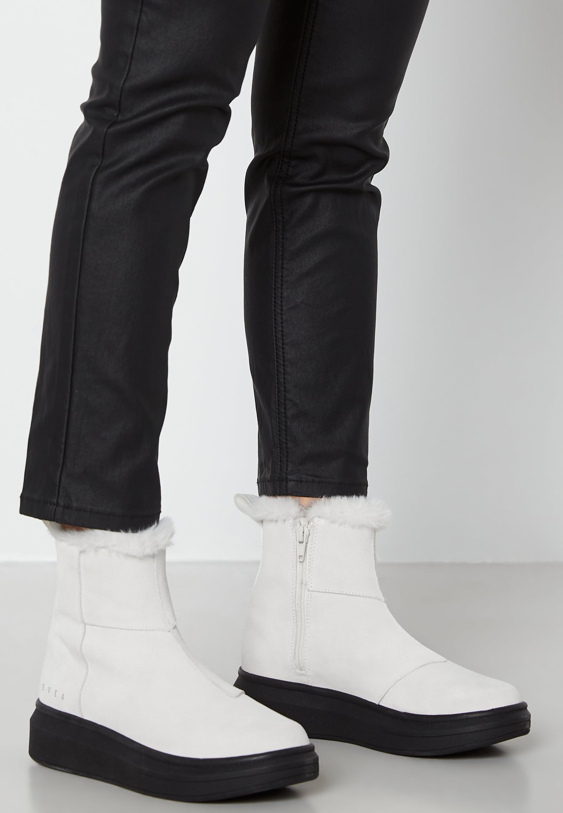 Svea Charlie Pile Boots