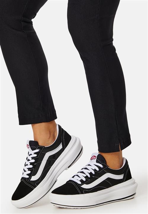 Vans UA Old Skool Overt Sneakers