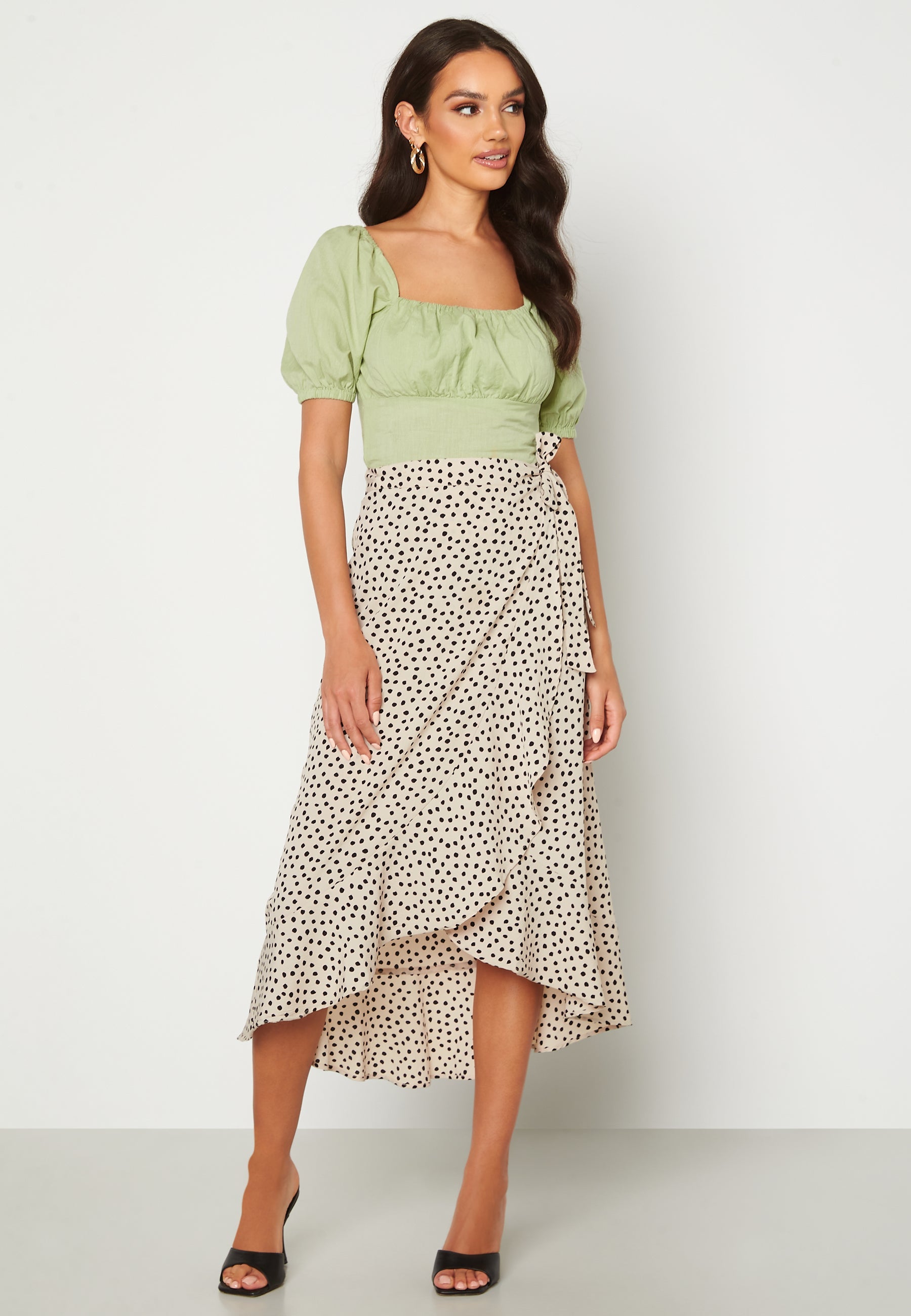 Bubbleroom Puff Sleeve Cropped Top