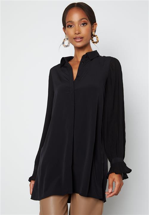 Happy Holly Juliana pleated sleeve tunic