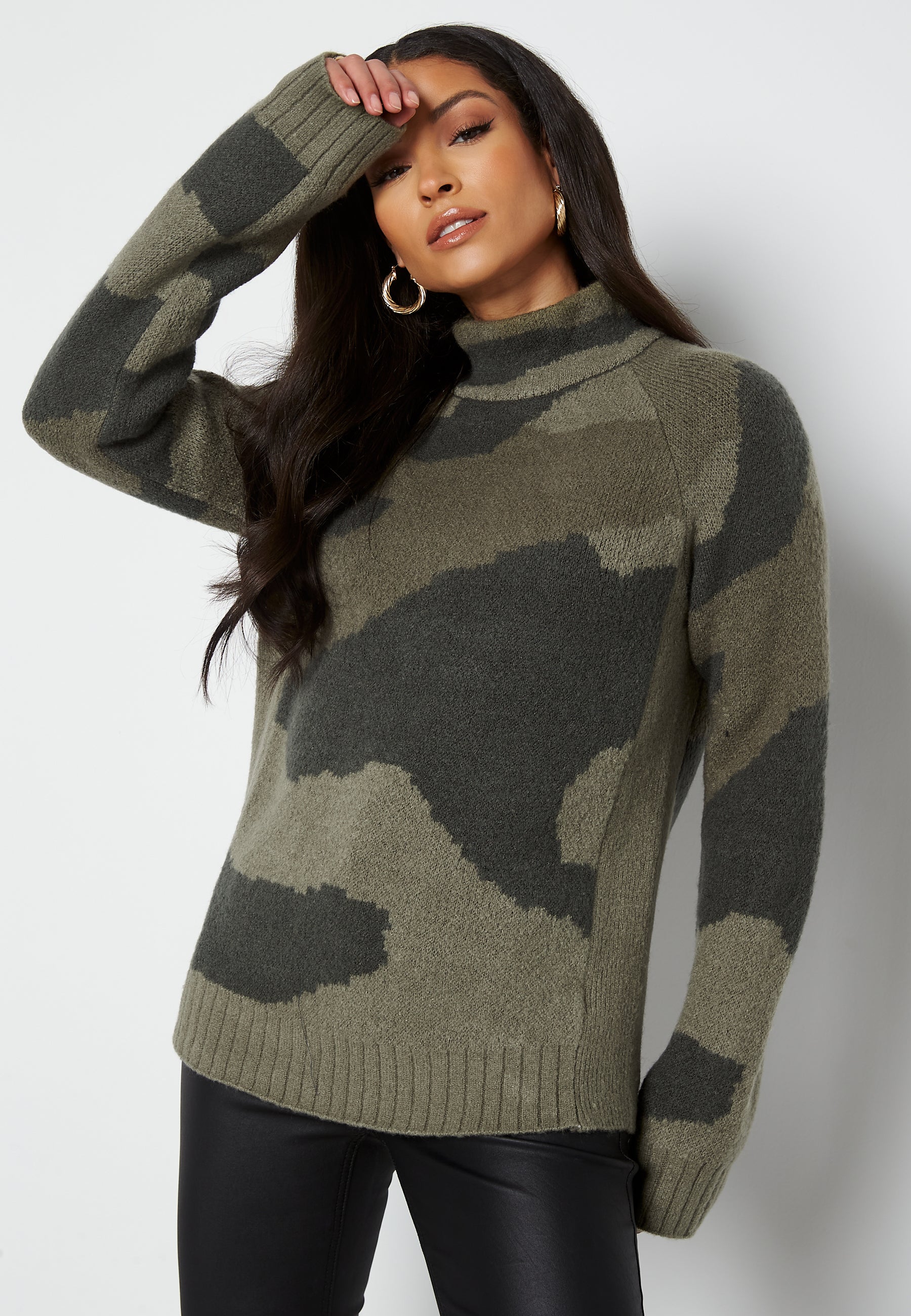Happy Holly Paula camo sweater