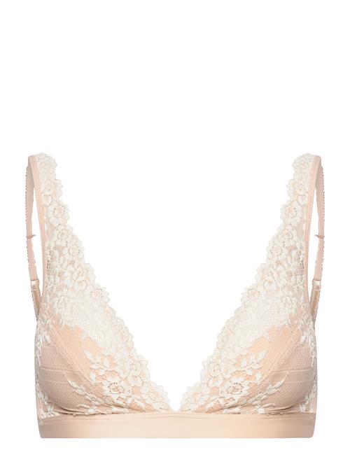 Wacoal | Embrace Lace | 70