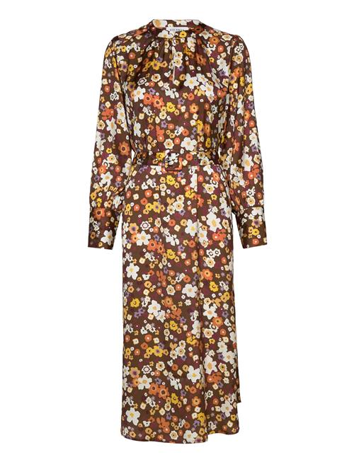 Six Ames | Sandra | 34