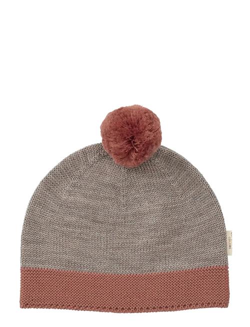 Copenhagen Colors | Knitted Beanie With Pompom | 44/46