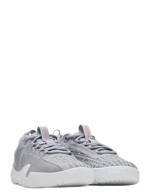 Under Armour | Ua Tribase Reign 6 | 43