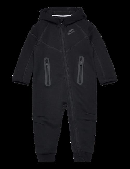 Nike | Nike Tech Fleece Hooded Coveral | 80-86
