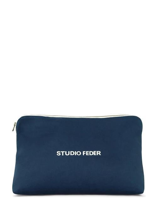 STUDIO FEDER | Celia Toiletry Bag - Canvas | 30X20X10CM