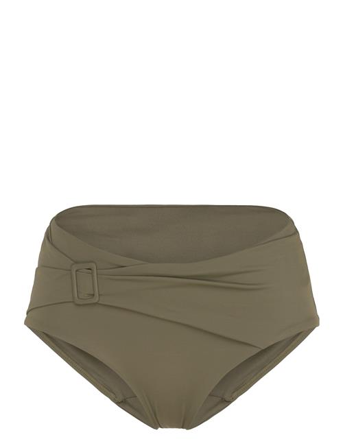 Femilet | Rivero Full Brief | 38