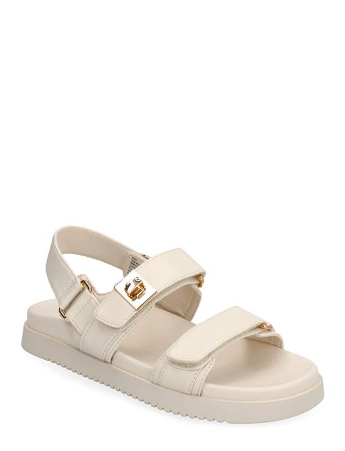 Steve Madden | Mona Sandal | 38