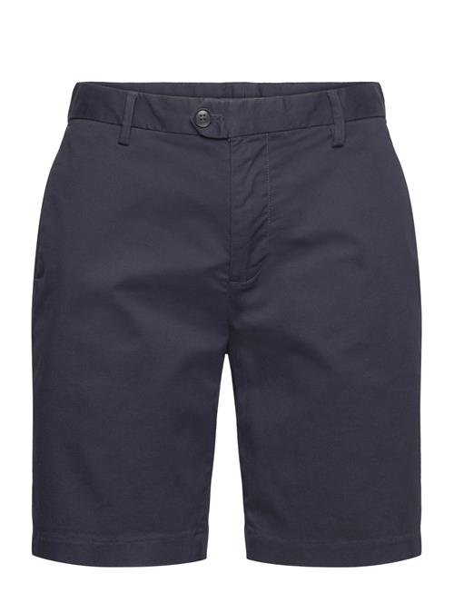 Reiss | Wicket | 32