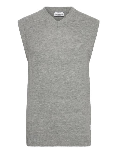 Lindbergh | Lambswool V-Neck Slipover | M