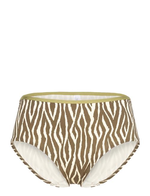 Femilet | Sifnos Full Brief | 42