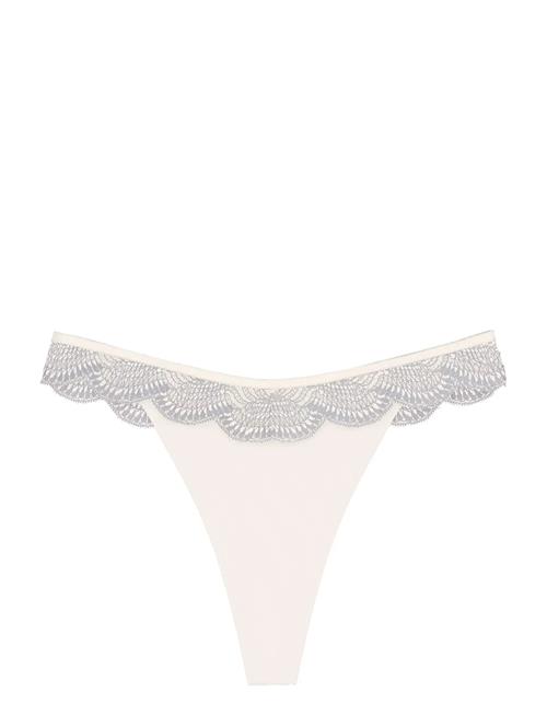 Triumph | Triumph Comfort Glam String | 44