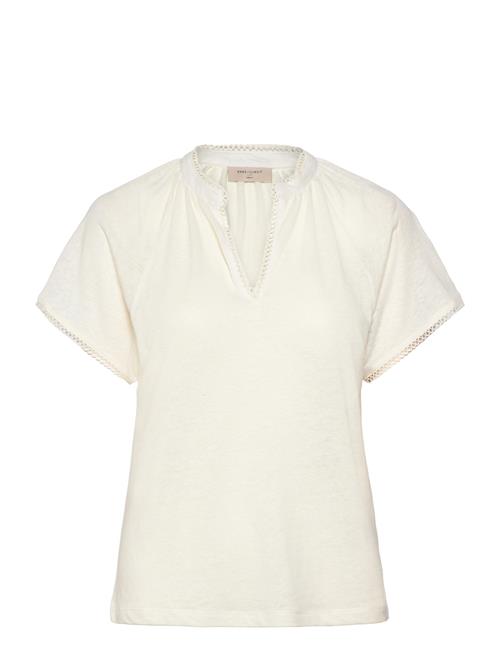 FREE/QUENT | T-Shirt From Freequent In A Soft Linen Material. The T-Shirt Has Fine Back Pleat | XS