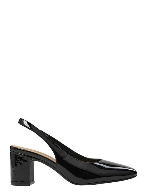 Sofie Schnoor | Minnesw Patent Pump | 39