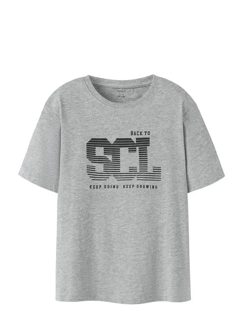 name it | Nkmladon Ss Nreg Top Box | 122-128