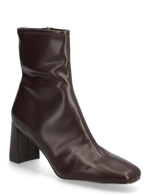 Steve Madden | Hurst | 39