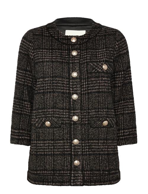 Dea Kudibal | Aishadea | M