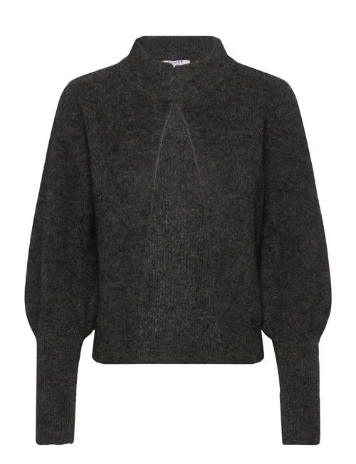 Claire Woman | Cwchelsea | 44