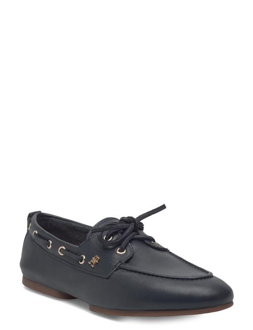 Tommy Hilfiger | Th Sleek Leather Boat Shoe | 42