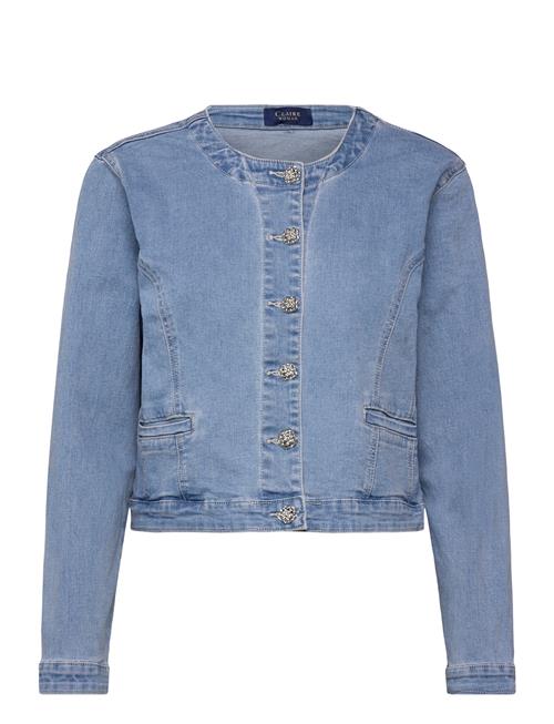 Claire Woman | Cweugeinia | 46