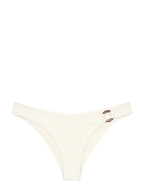 Triumph | Summer Dune Brazilian | 38