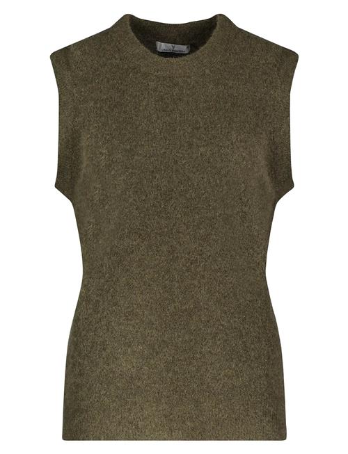 Urban Pioneers | Emilie Vest | S