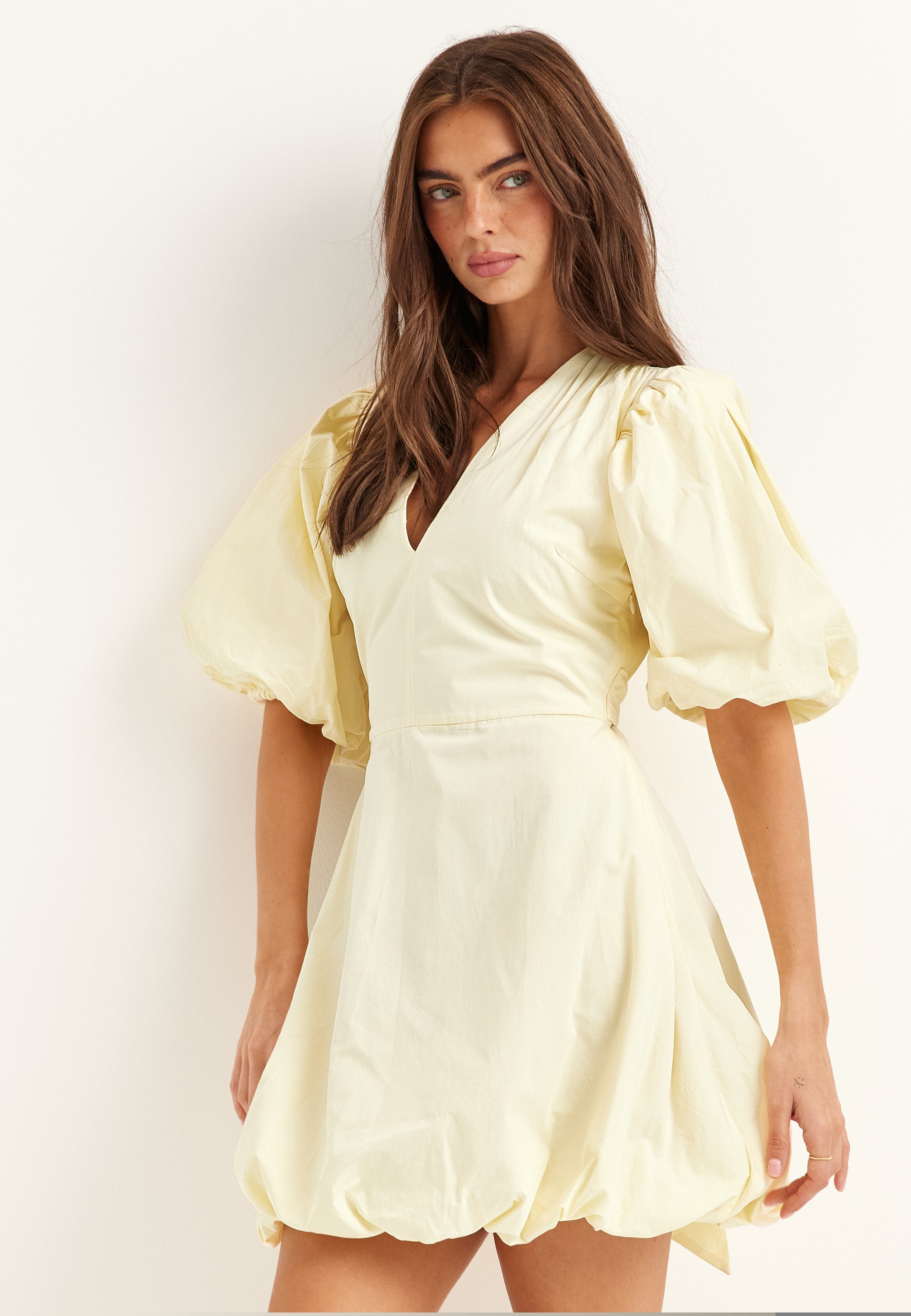 Bubbleroom Occasion V-neck Bubble Hem Short Dress