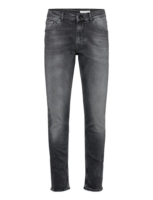 Tiger of Sweden | Evolve | 34 x 32