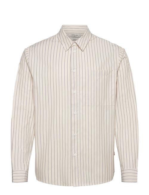 Solid | Sdtucker | L