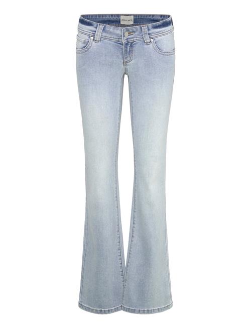 ABRAND | 00 Super Low Kick Tall Telisha Light Vintage Blue | W29