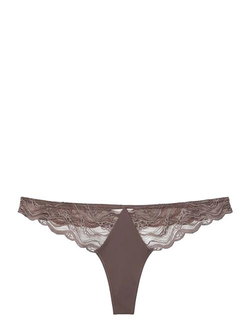 Calvin Klein | Thong | L