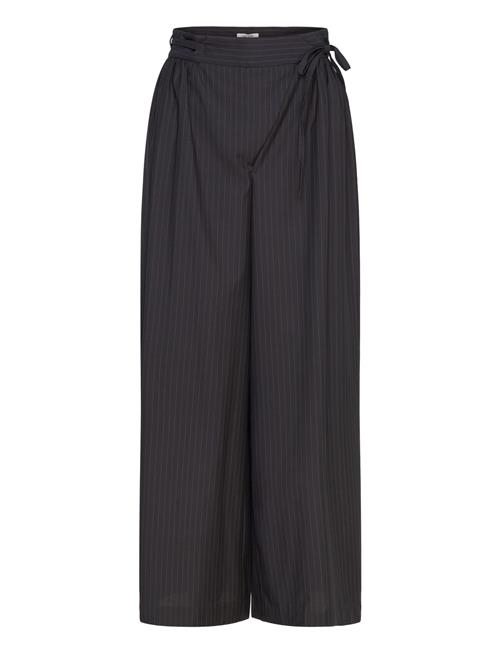 nué notes | Baltharzar Pant | 40