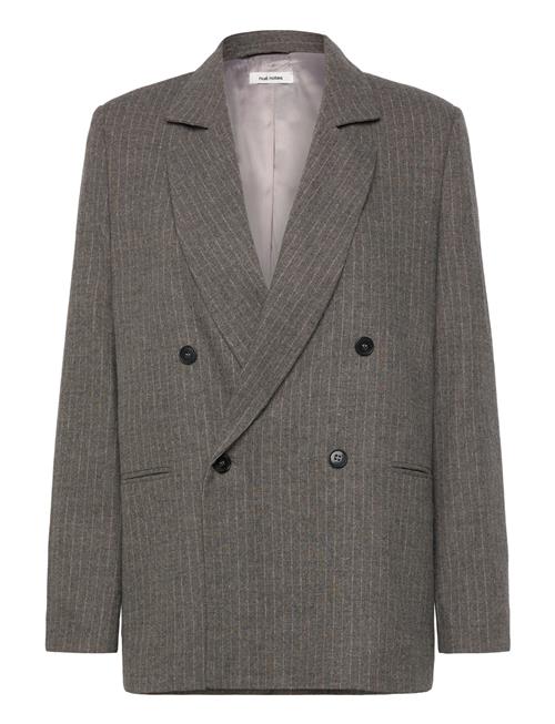 nué notes | Tyler Blazer | 42