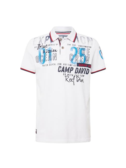 CAMP DAVID Bluser & t-shirts  blå / rød / sort / hvid