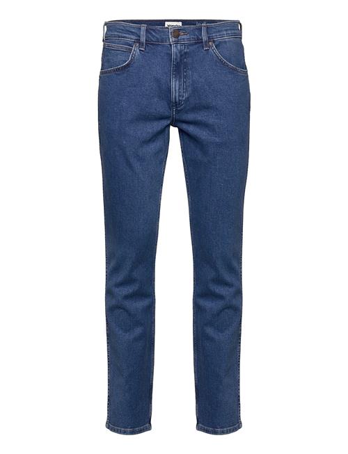 Wrangler | Greensboro | 46 x 34