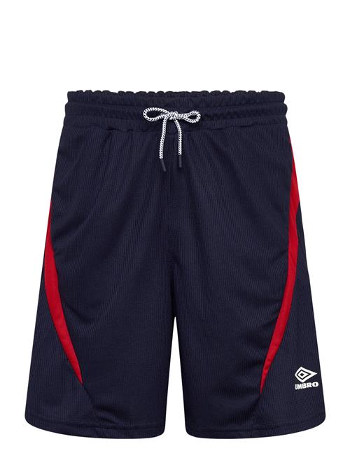 Umbro | Panelled Oversized Short | L