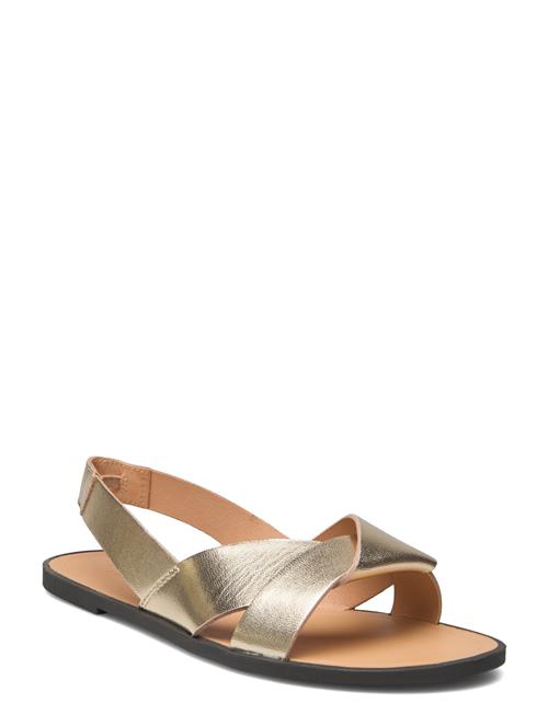 VAGABOND | Tia 2.0 | 36