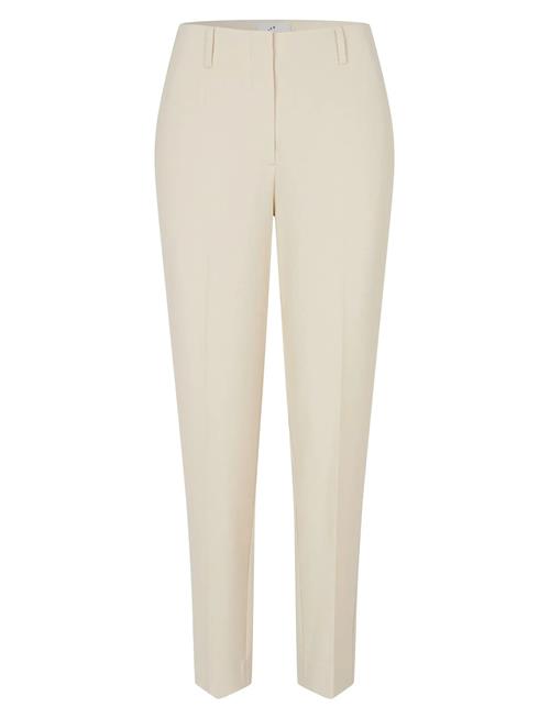 FIVEUNITS | Juliafv | 25 Short