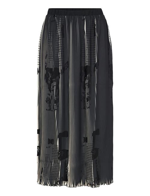 Desigual | Newspapers | S