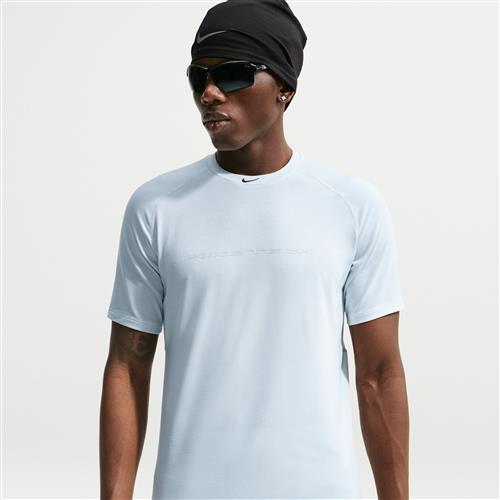 Kortærmet Nike Tech Dri-FIT-overdel til mænd - hvid