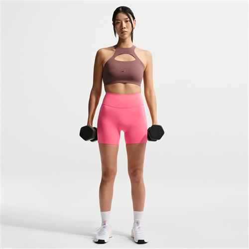 Højtaljede Nike Universa-cykelshorts (13 cm) uden sømme foran til kvinder - Pink