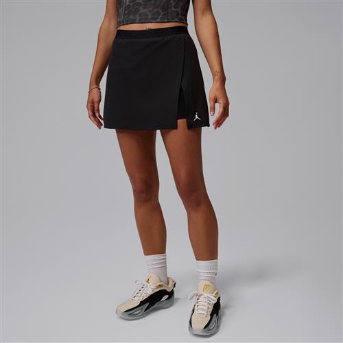 Jordan Sport Essentials Dri-FIT-nederdel til kvinder - sort