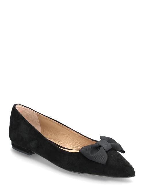 Se Lauren Ralph Lauren | Londyn Bow-Trim Suede Ballet Flat | 40 hos Booztlet