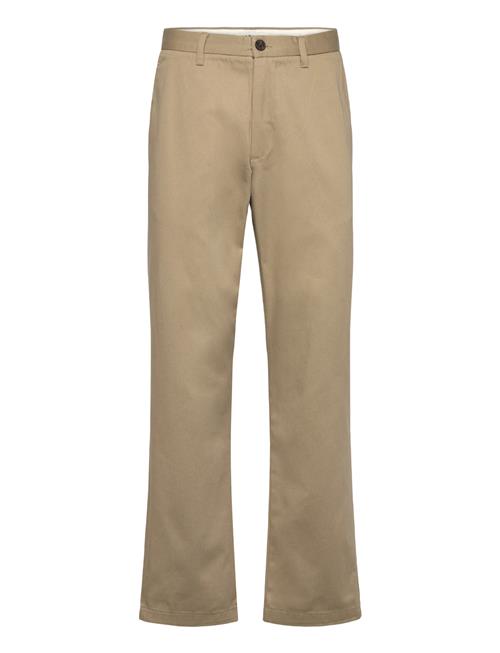 Solid | Sdalann Cai | 38 x 32