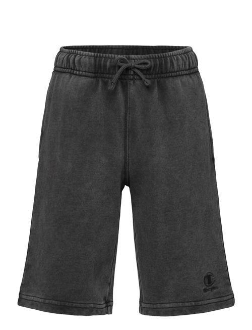 Champion | Bermuda | 138-143